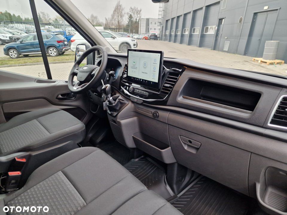 Ford Nowy Transit - 8