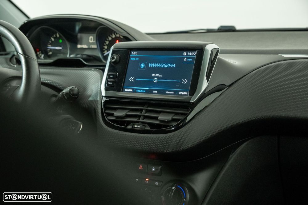 Peugeot 208 1.2 PureTech Style - 37