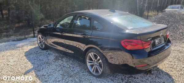 BMW Seria 4 430i Gran Coupe xDrive Luxury Line