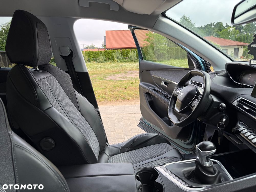 Peugeot 5008 - 29