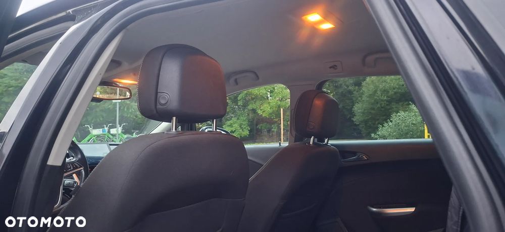 Opel Astra - 16