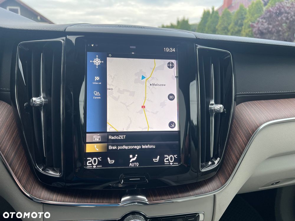 Volvo XC 60 B4 D AWD Inscription - 33