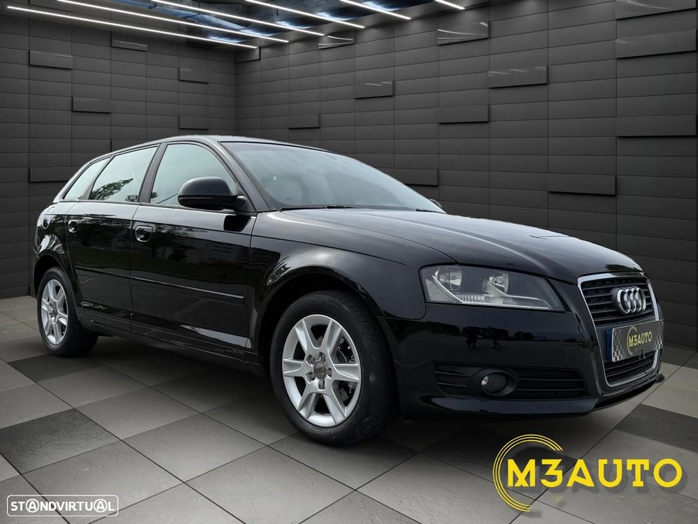 Audi A3 Sportback 1.6 TDI Attraction Business Line - 2