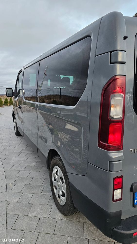 Renault Trafic - 2
