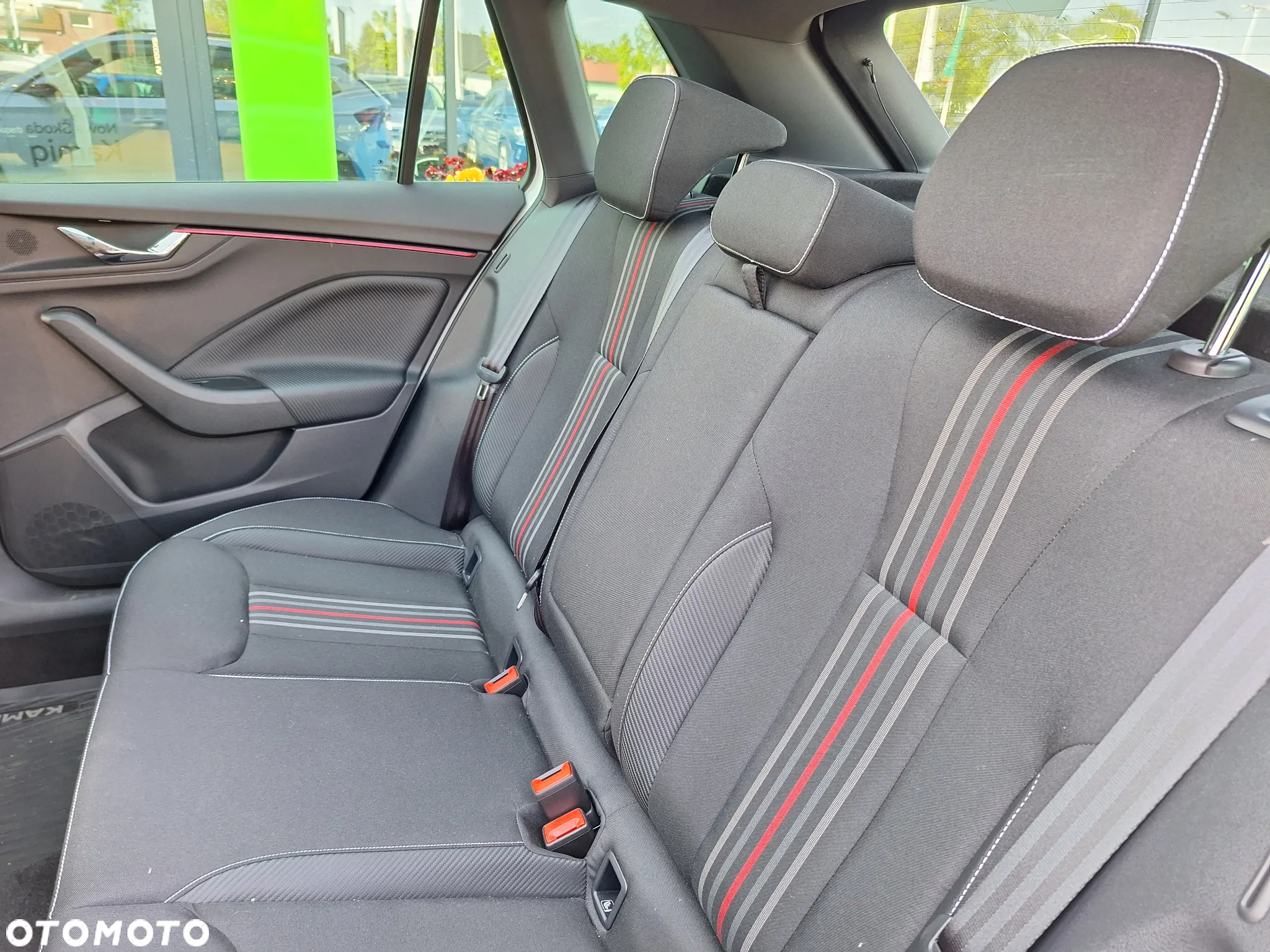 Skoda Kamiq 1.5 TSI Monte Carlo DSG - 12