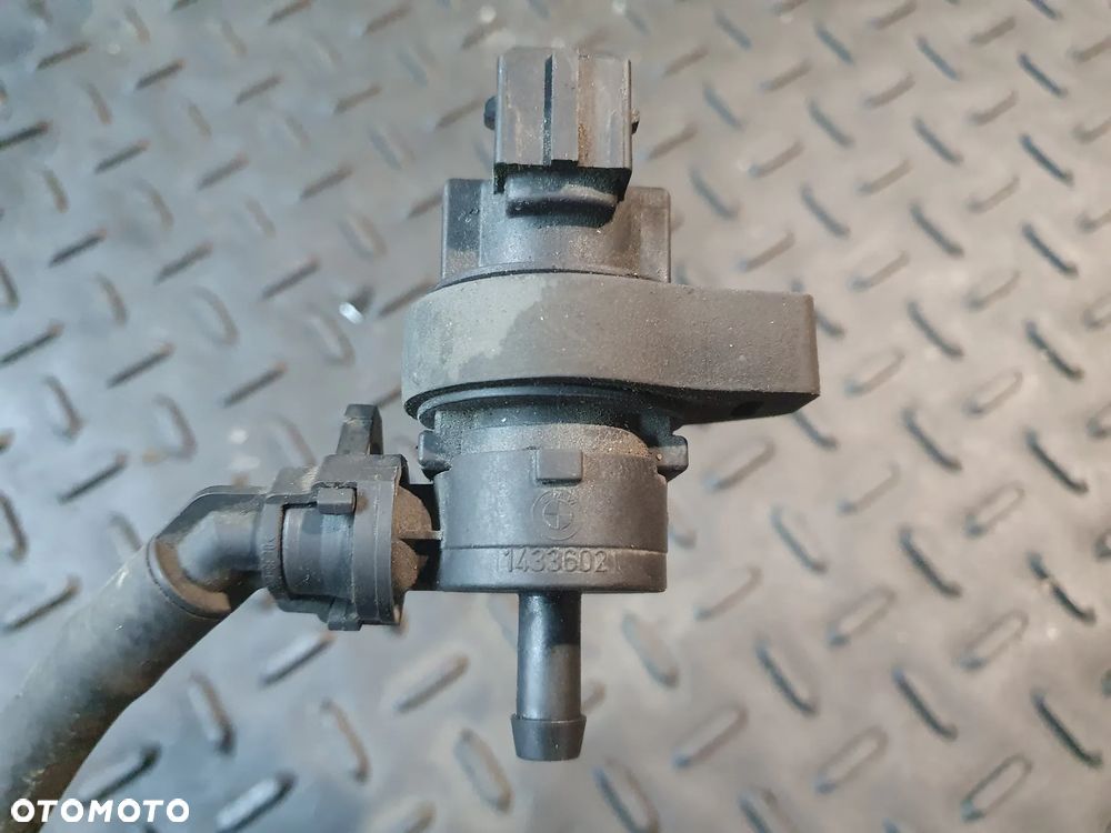 Zawór vacuum BMW X5 (E53) 1433602 4.4L  235kW 2004 - 3