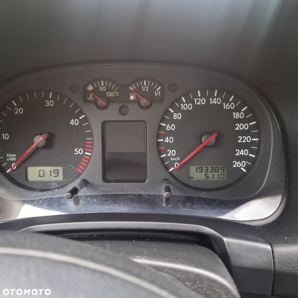 Volkswagen Golf 1.9 TDI GTI - 12