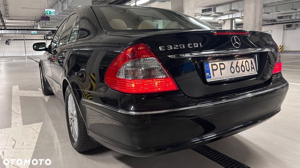 Mercedes-Benz Klasa E 320 CDI 7G-TRONIC Elegance - 5