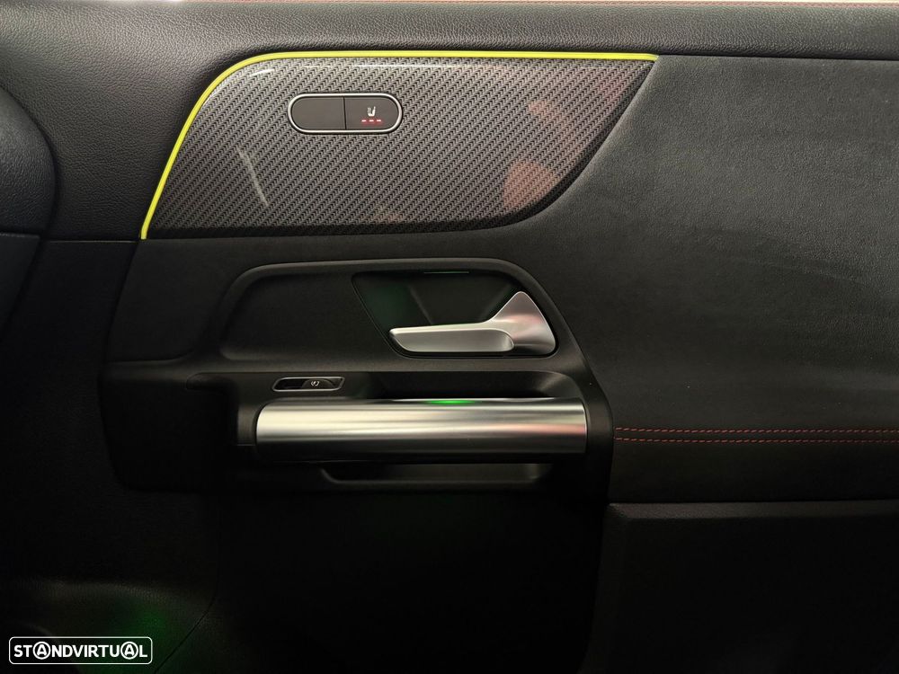 Mercedes-Benz GLA 250 e AMG Line - 51