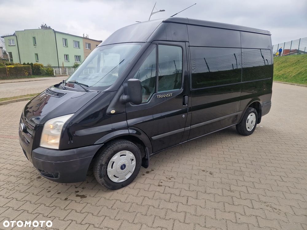 Ford Transit - 1