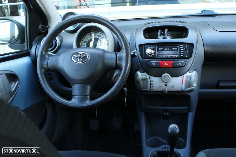 Toyota Aygo 1.0 + AC+VSC - 5