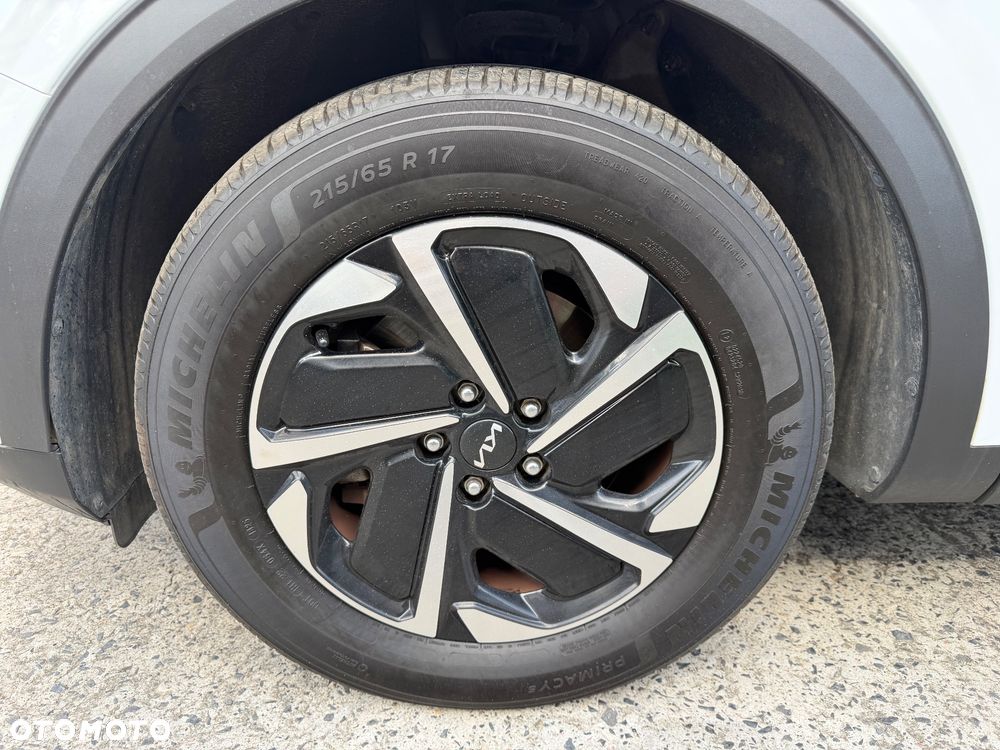 Kia Sportage 1.6 T-GDI HEV Business Line 2WD - 30