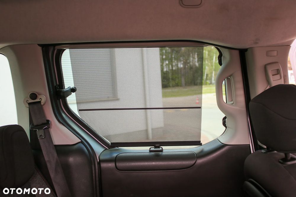 Peugeot Partner 1.6 BlueHDi Active - 26