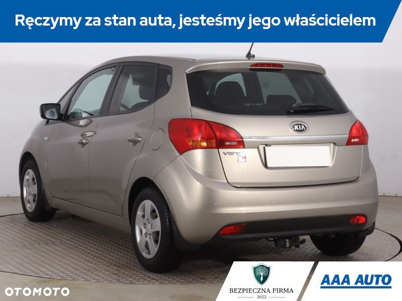 Kia Venga - 6