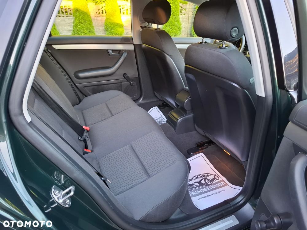 Audi A4 Limousine - 22