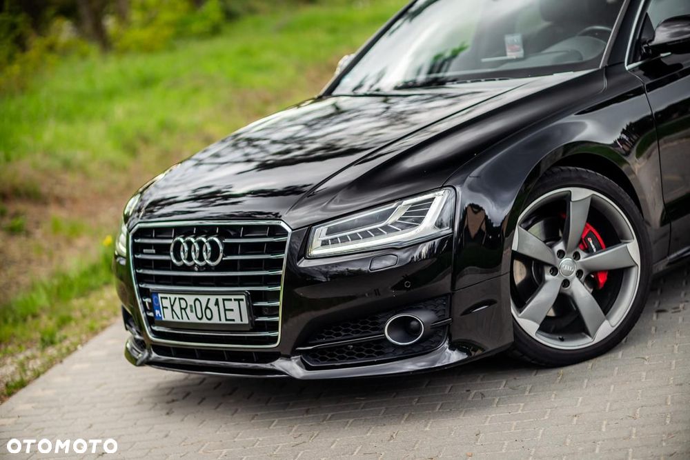 Audi A8 - 2