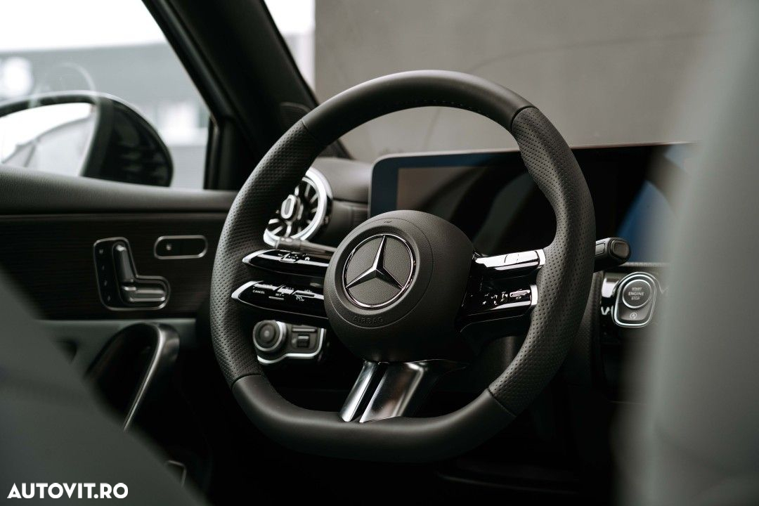 Mercedes-Benz A - 16