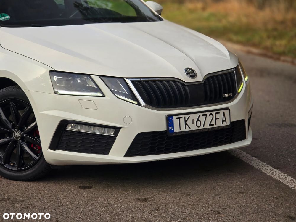 Skoda Octavia 2.0 TDI 4x4 DSG RS - 35