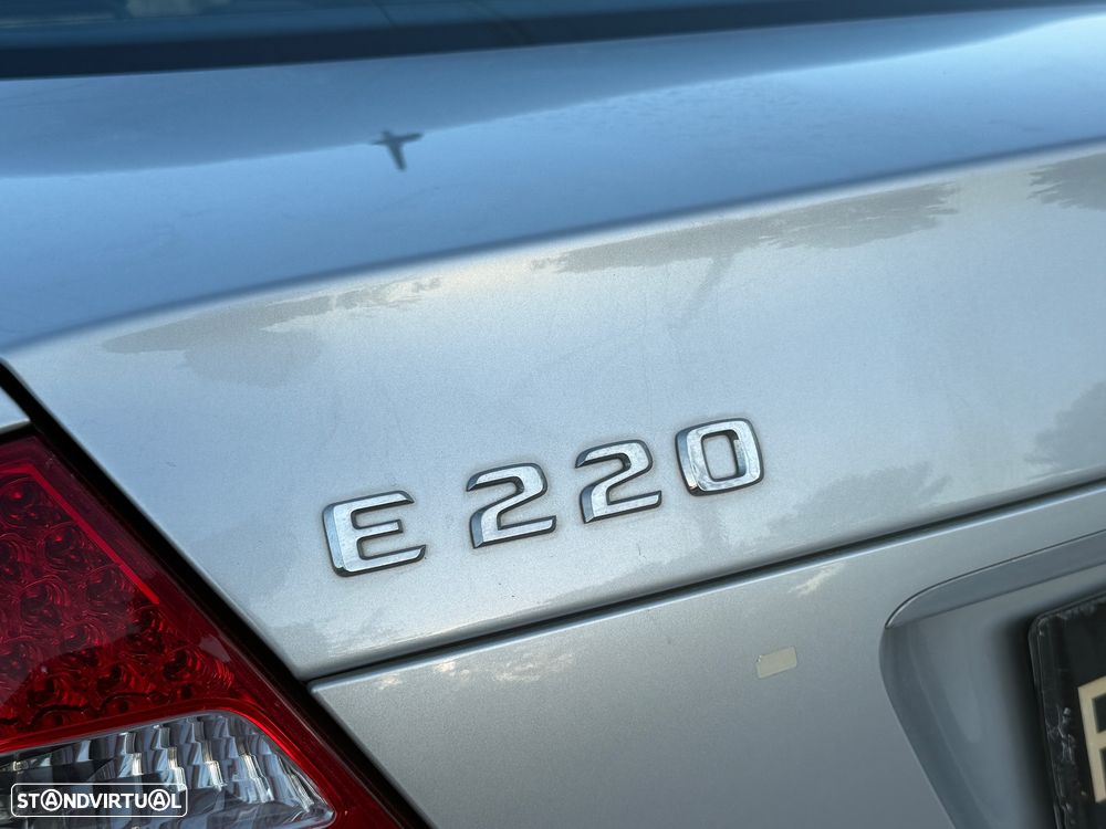 Mercedes-Benz E 220 CDI Auto Avantgarde - 14