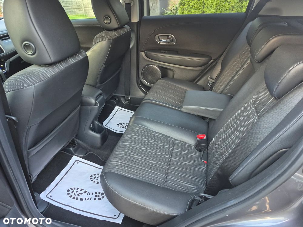 Honda HR-V 1.5 i-VTEC CVT Executive - 16