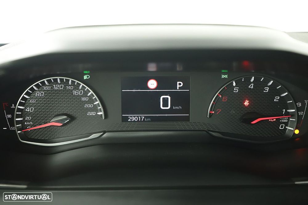 Peugeot 2008 1.2 PureTech Allure EAT8 - 16