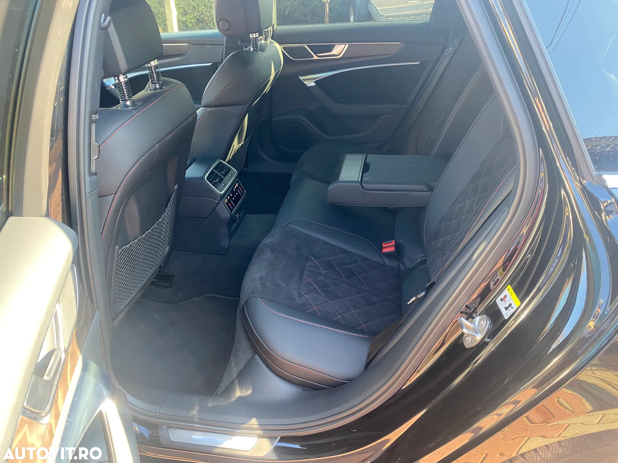 Audi A6 Avant 40 TDI quattro S tronic S line - 17