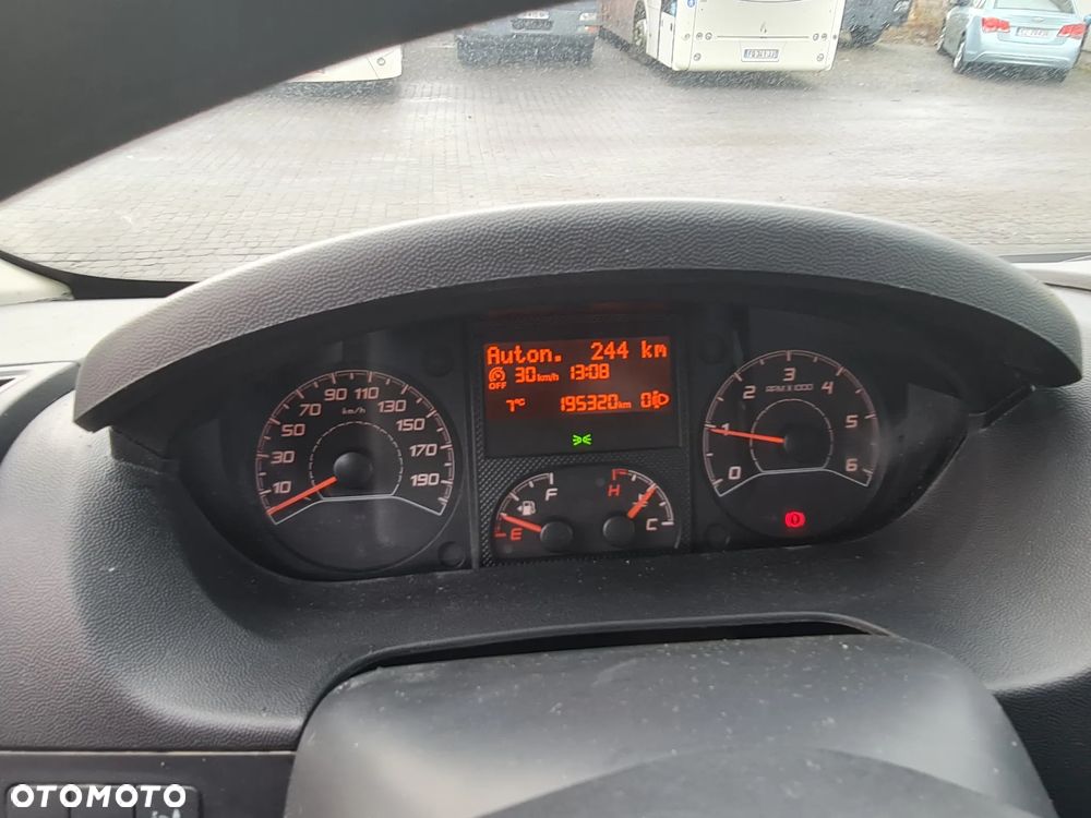 Citroën Jumper 2015r. Brygadówka 7 Osobowy L3H2 Klima Bagażnik Dachowy - 18