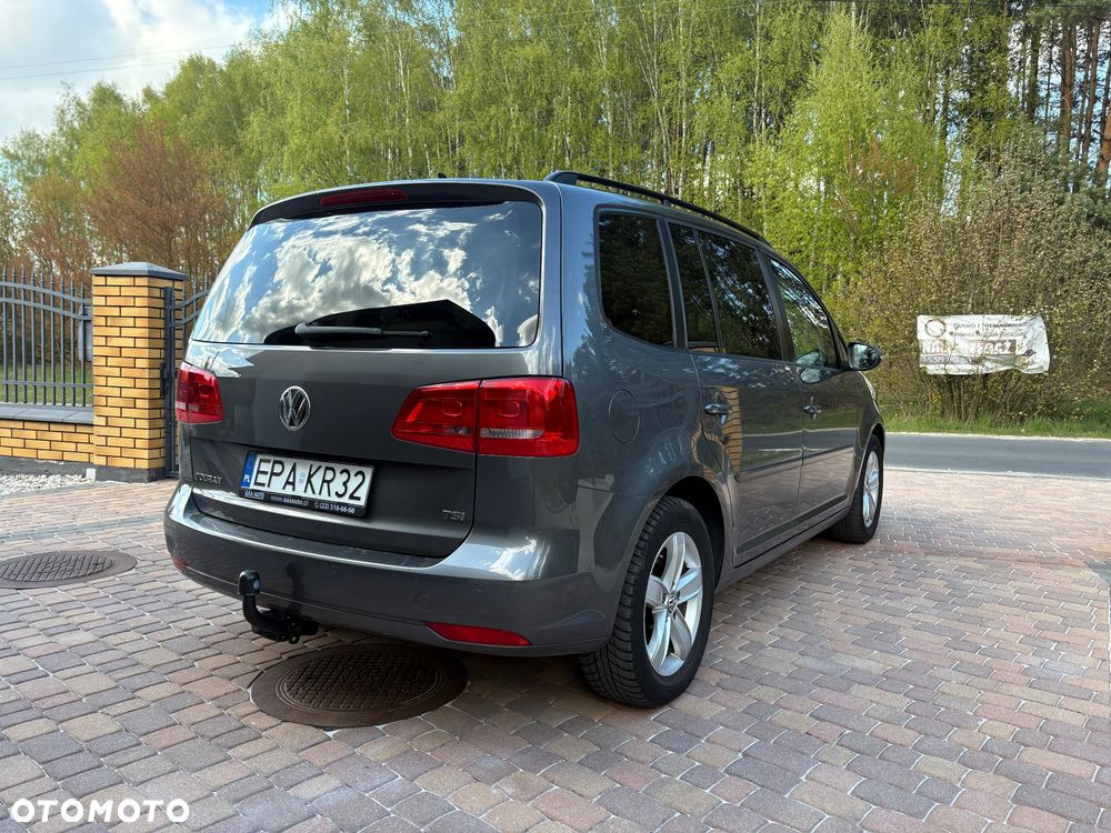 Volkswagen Touran - 15