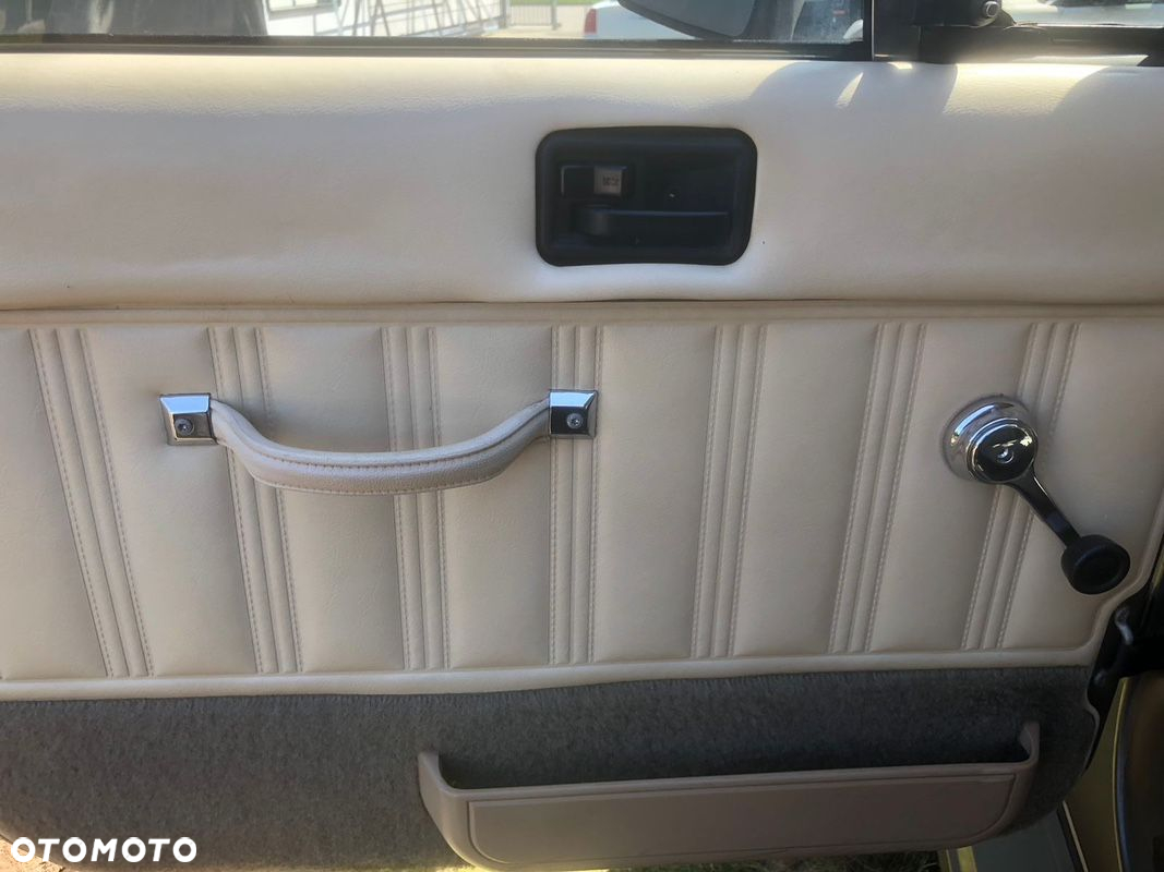 Jeep Wrangler - 19