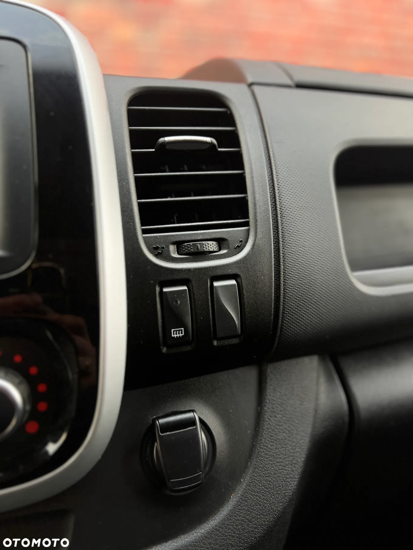 Renault Trafic - 19