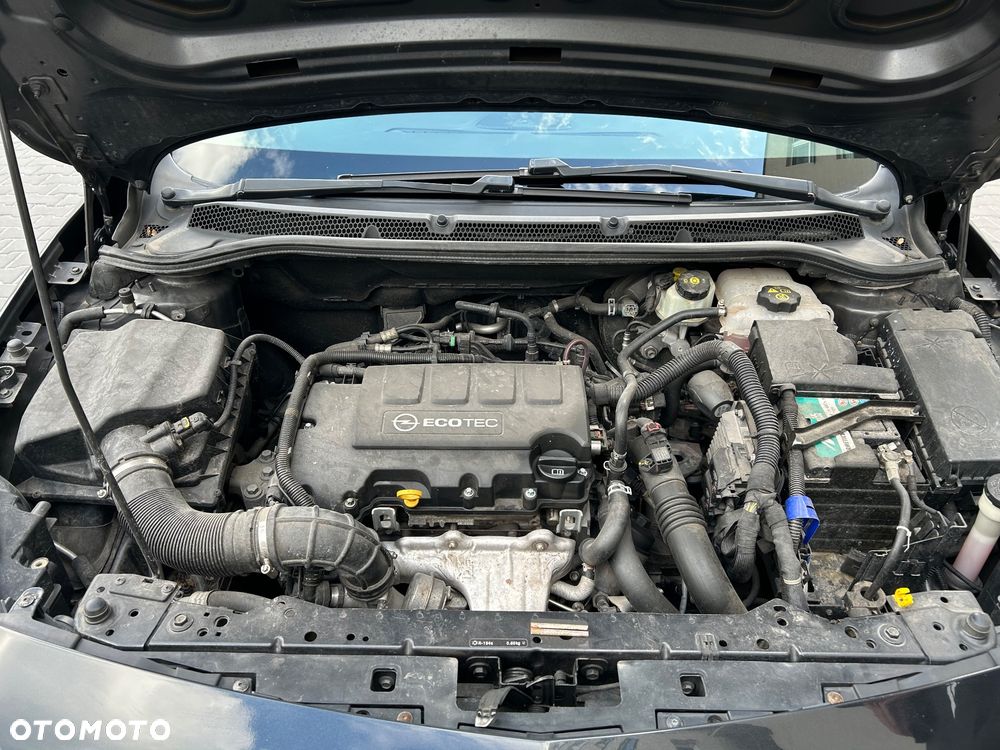 Opel Astra 1.4 Turbo Edition Sport - 15