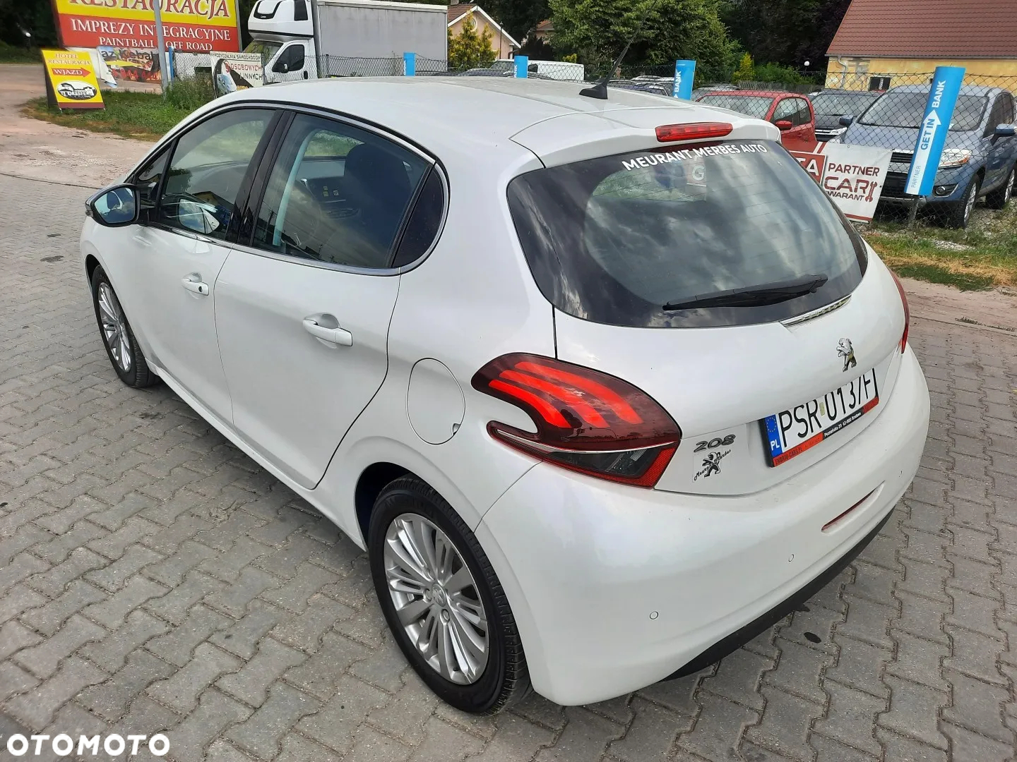 Peugeot 208 PureTech 110 Stop & Start EAT6 Allure - 8