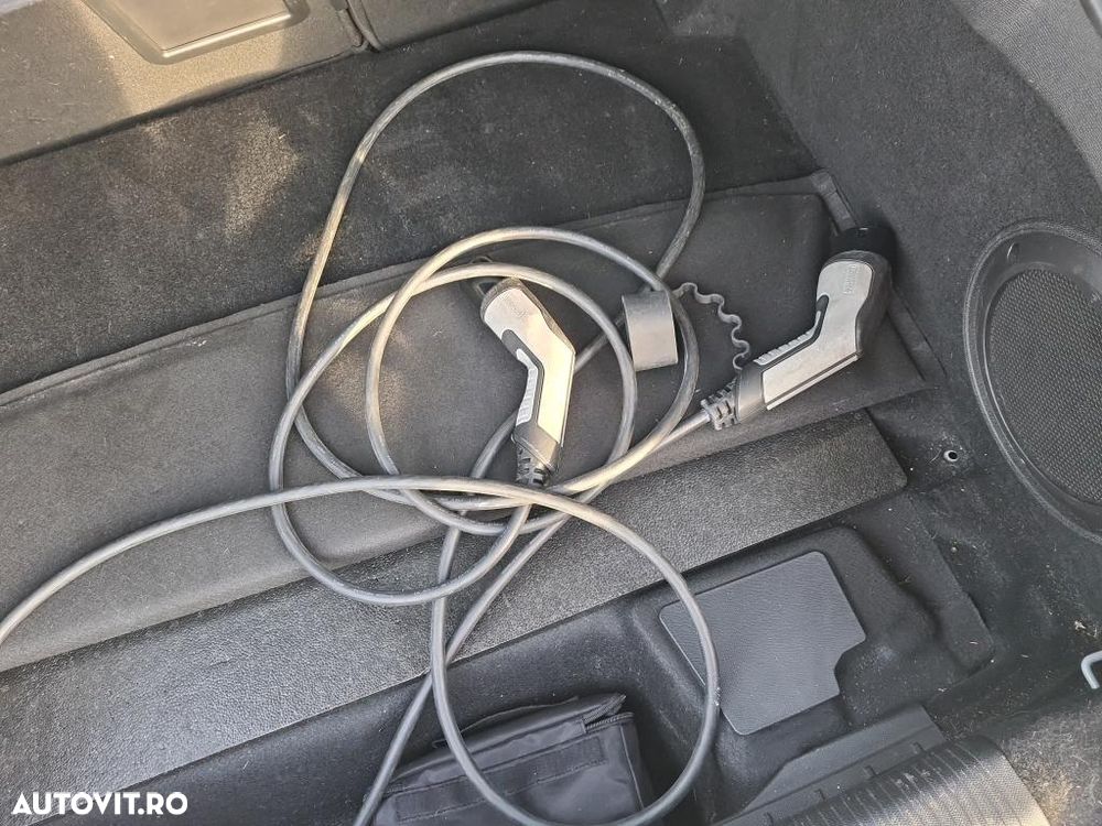 Peugeot 508 Plug-In Hybrid 225 e-EAT8 GT - 10