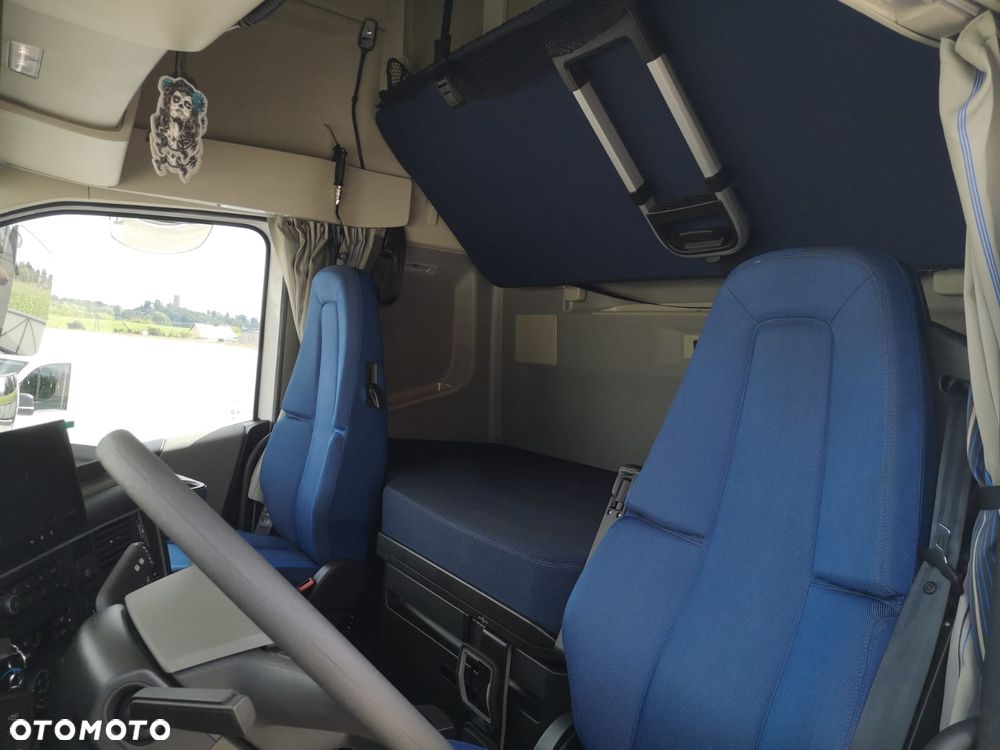 Volvo FH Aero - 10