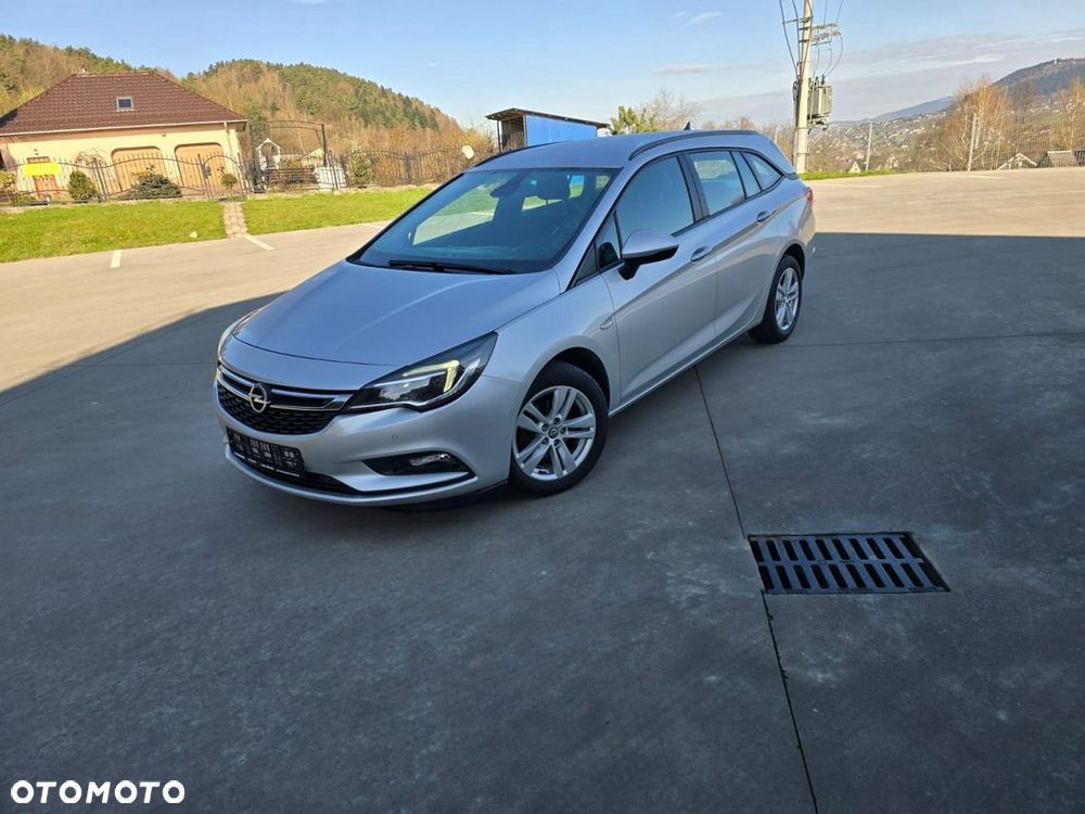 Opel Astra - 10