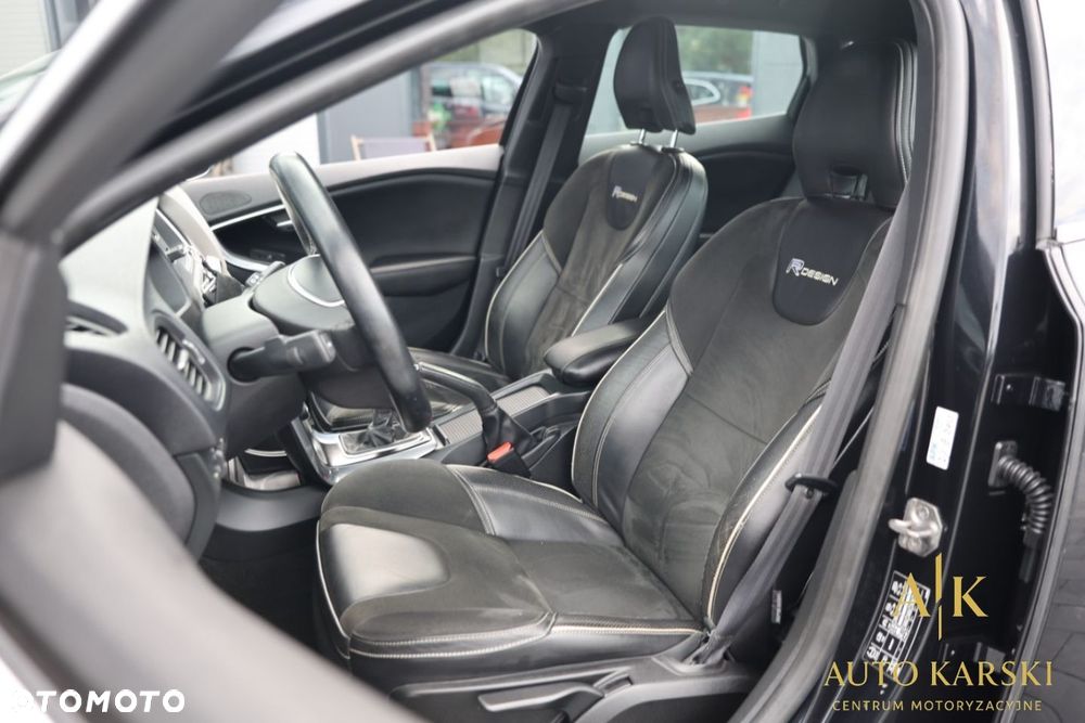 Volvo V40 - 22