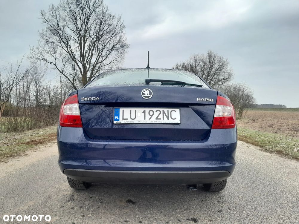 Skoda RAPID 1.2 TSI Ambition - 5