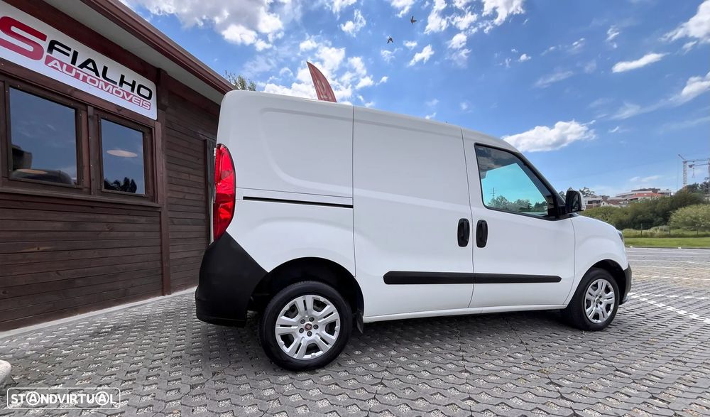 Fiat Dobló 1.3 Multijet Easy 3 Lugares - 15