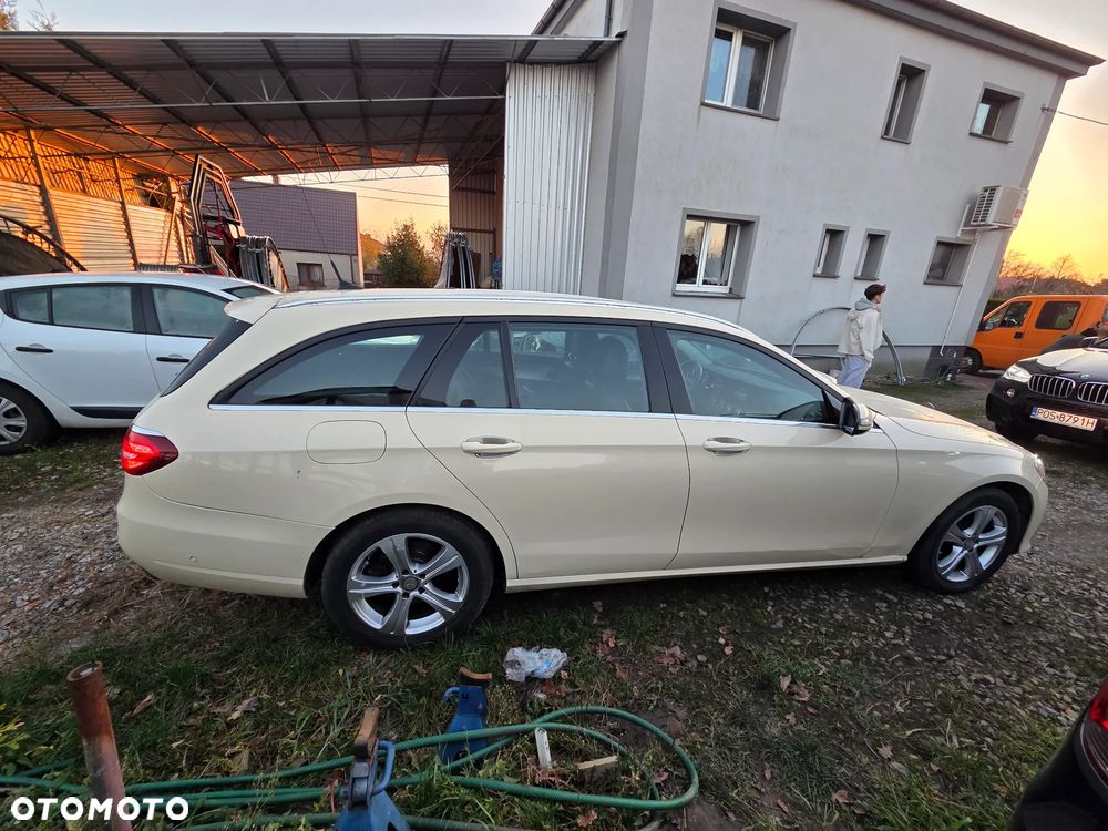 Mercedes-Benz Klasa E - 7