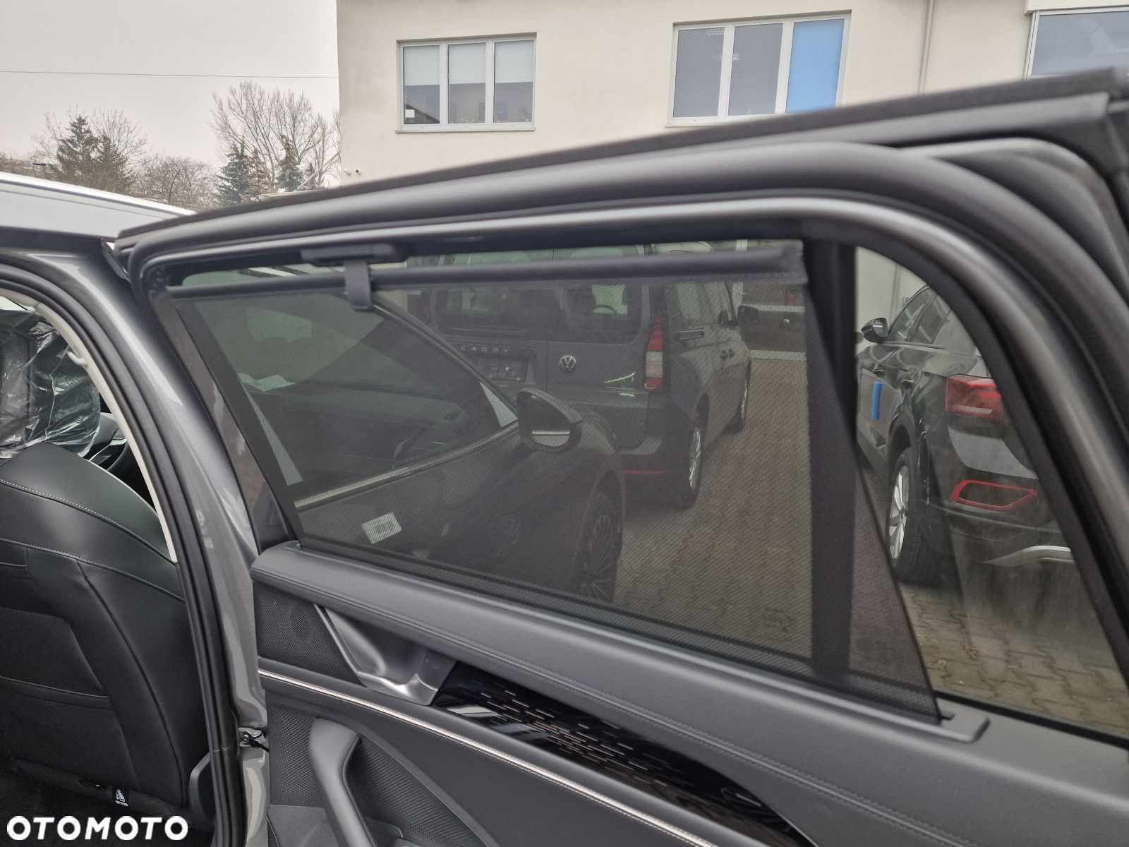 Volkswagen Passat - 12