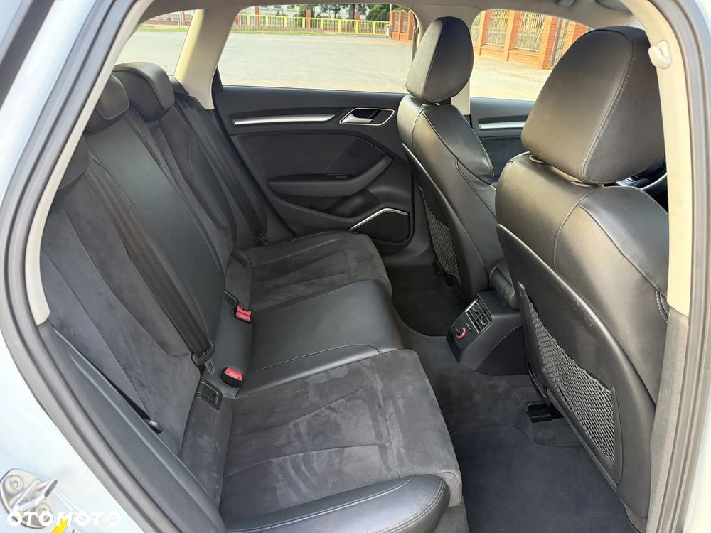 Audi A3 Sportback 1.4 TFSI Ambition - 27