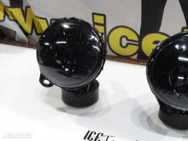 Farois de nevoeiro com luz branca 5000k para BMW F10, F11, F22, F23, E92, E93, F07 em cristal ou em fundo escurecido (smoke) - 16