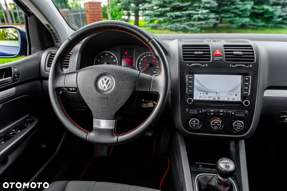 Volkswagen Golf 1.6 Goal - 28