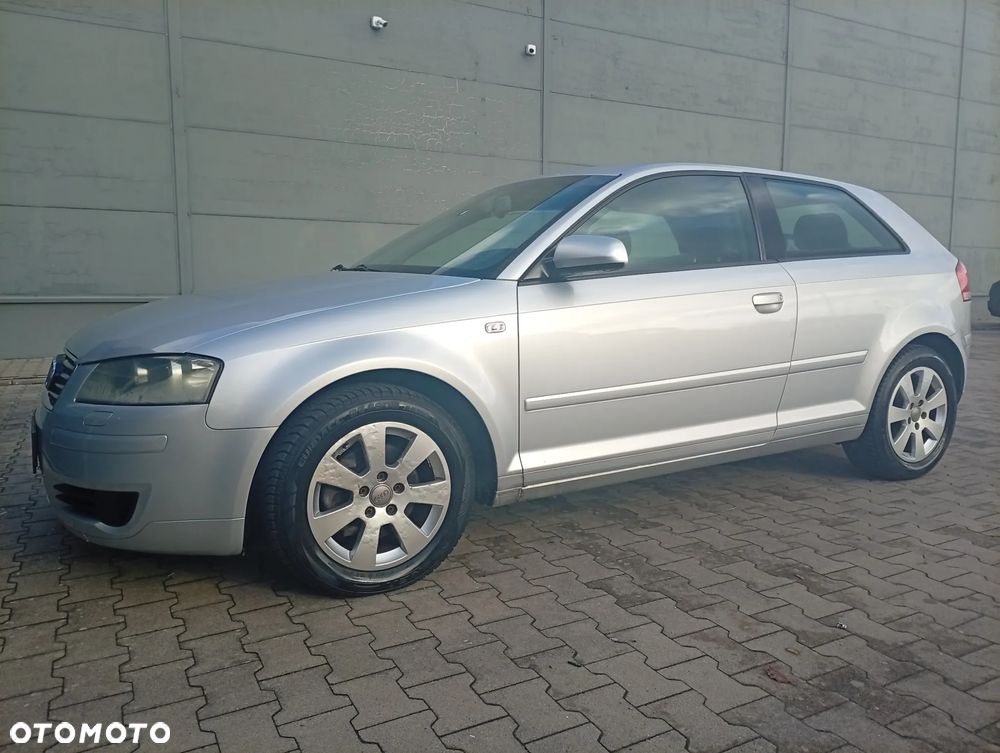 Audi A3 3-drzwiowe 1.6 Ambition - 2