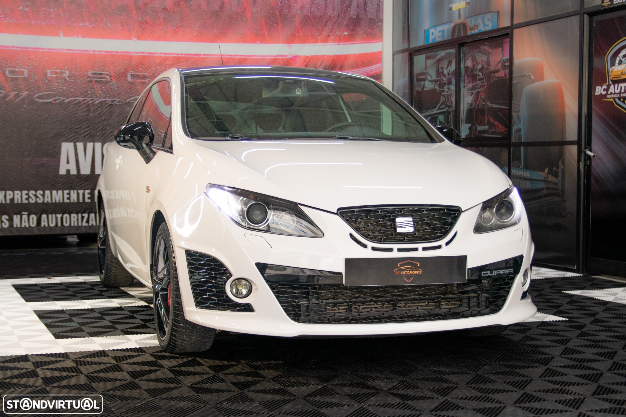 SEAT Ibiza SC 1.4 TSI Cupra DSG - 2