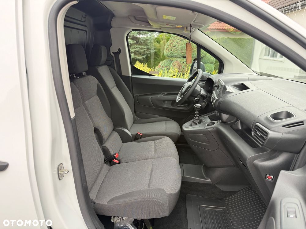 Toyota ProAce City - 27