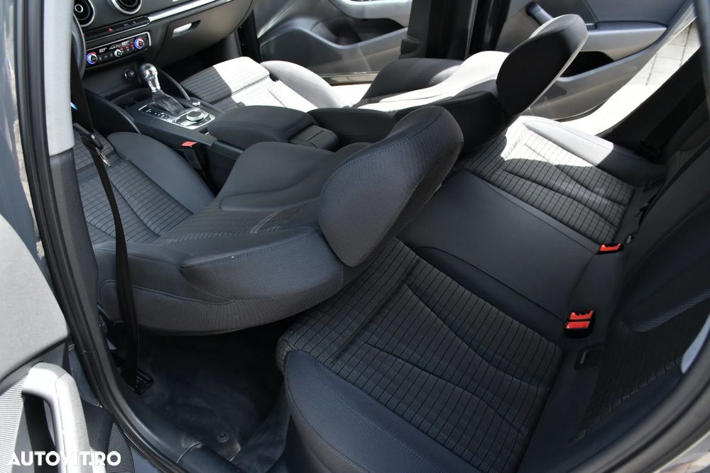 Audi A3 1.6 TDI S tronic Sport - 26
