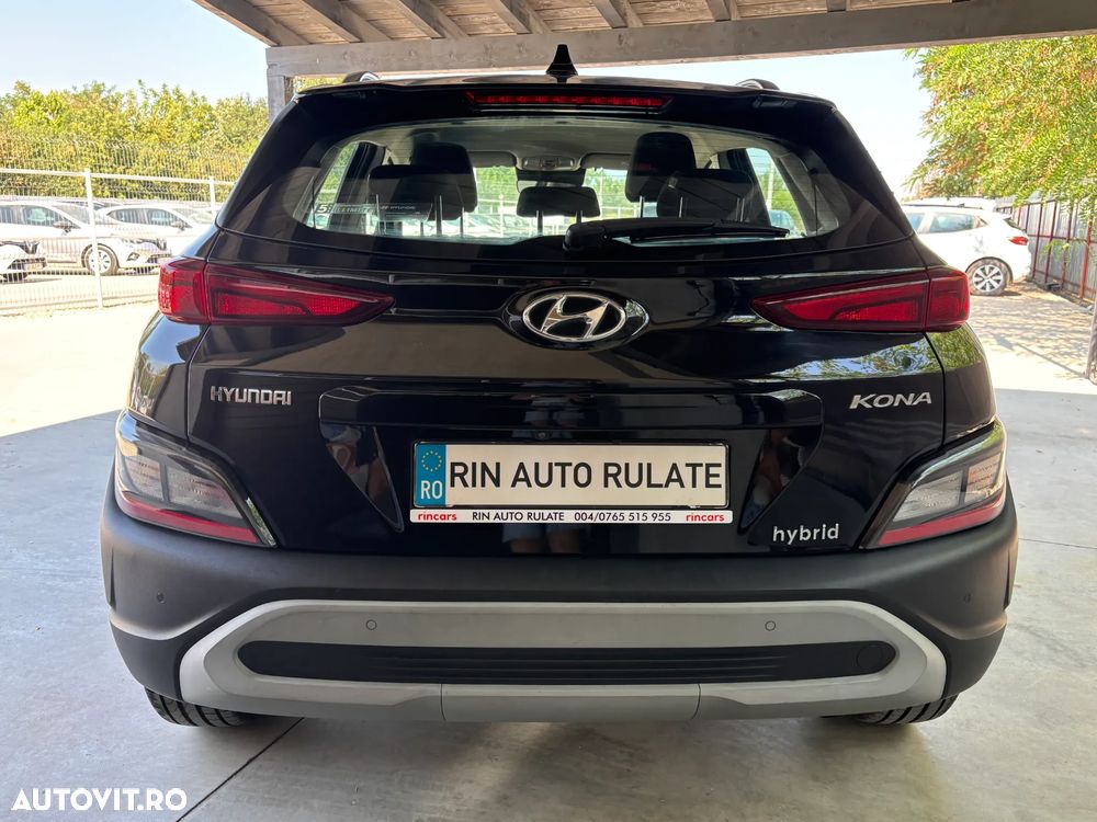 Hyundai KONA - 7