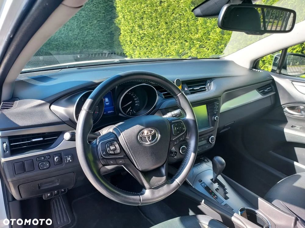 Toyota Avensis 1.8 Premium MS - 5