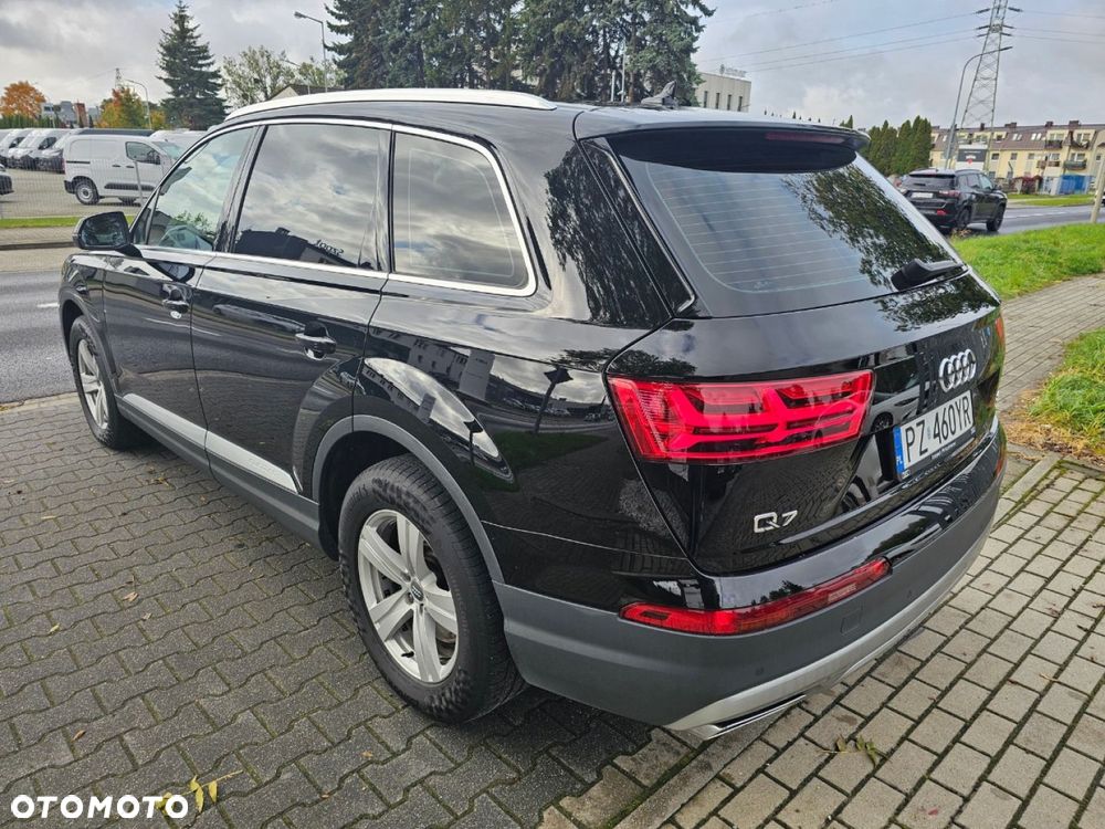Audi Q7 - 11
